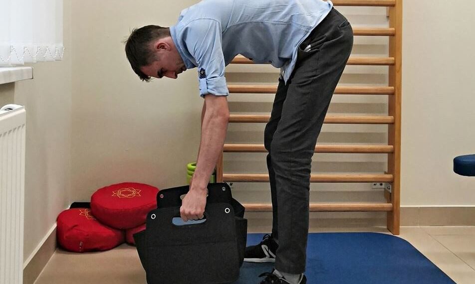 Technika dźwigania przedmiotów nie ma znaczenia